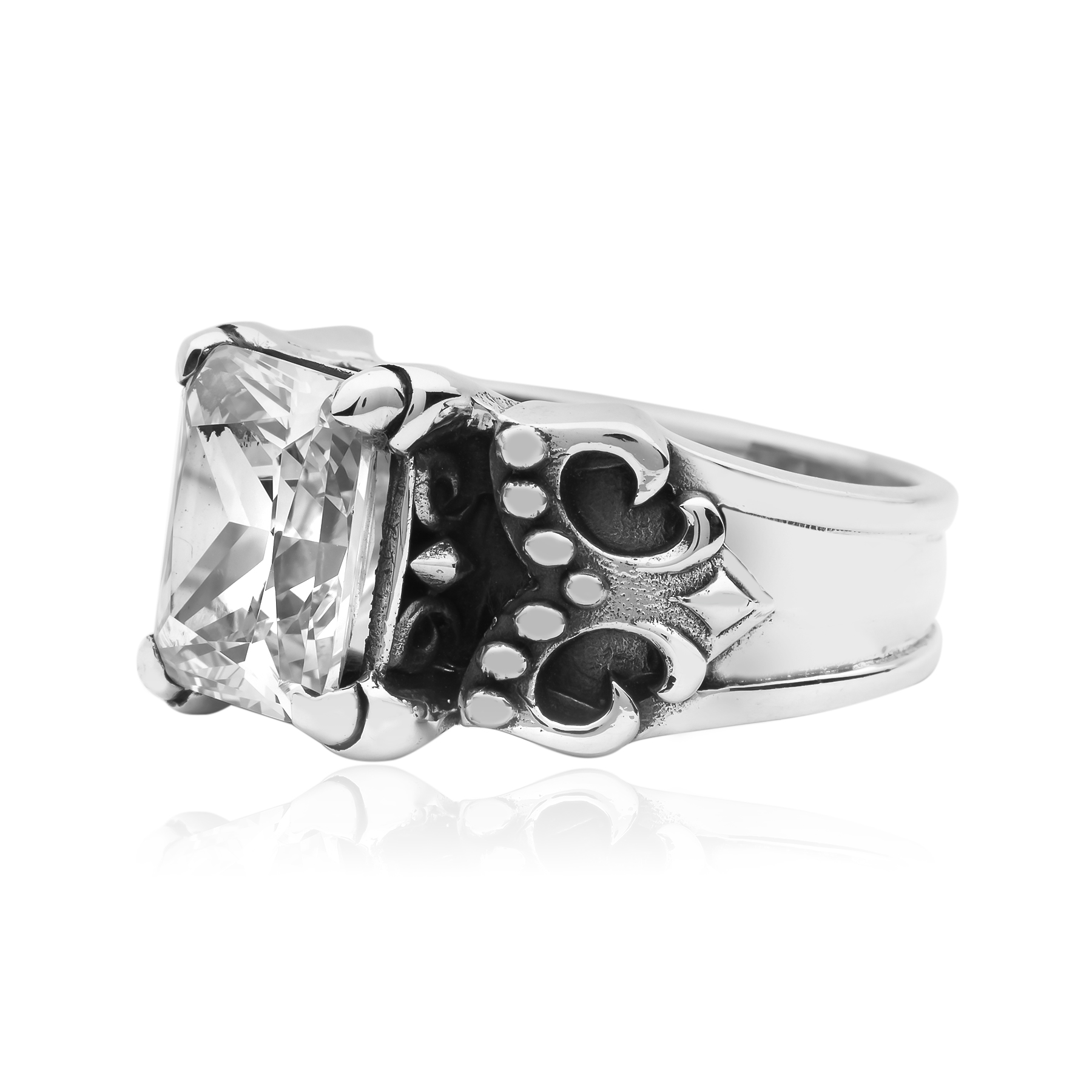 Silver ring with zirconia stone - Image 2